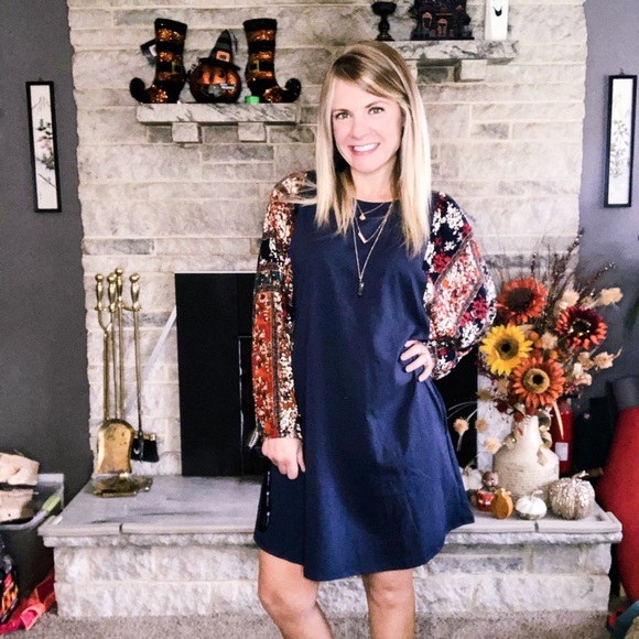 NWT Dolman Sleeve Pullover Dress Blue with Pockets - Picture 2 of 7